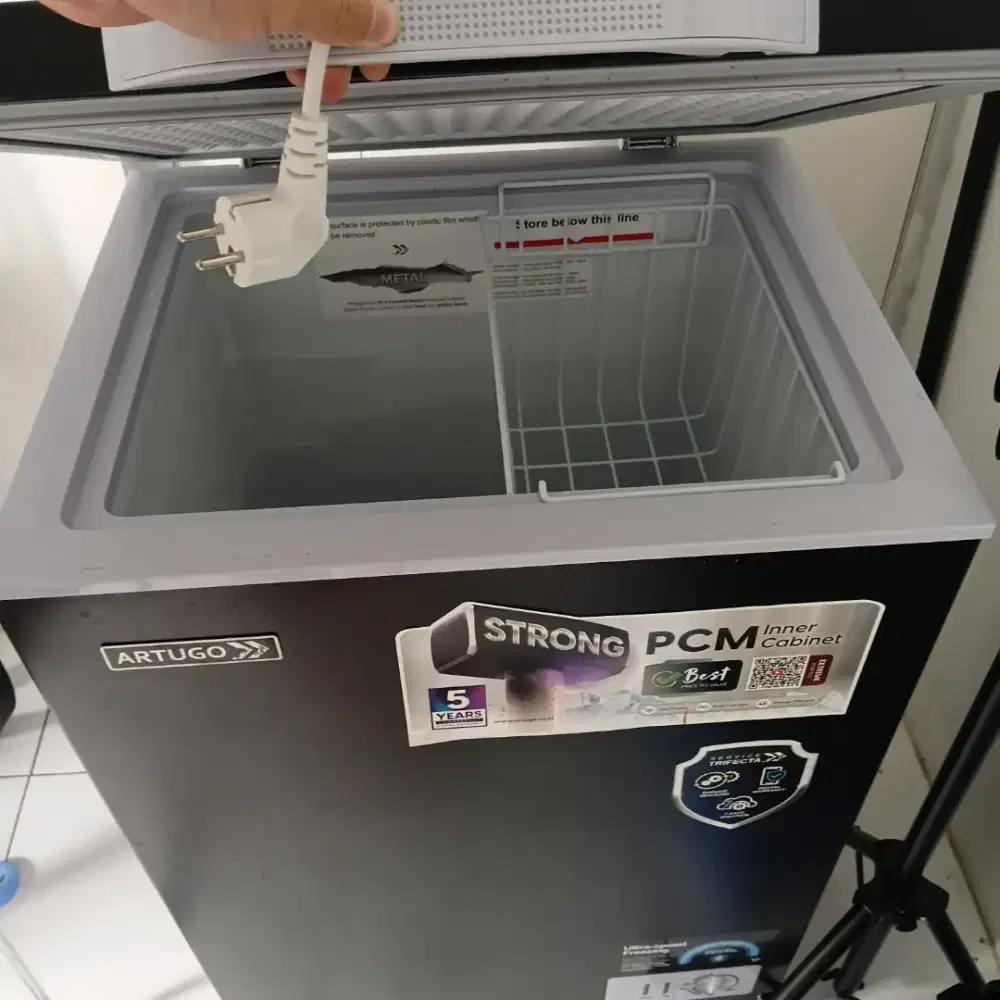 Artugo 105L Freezer Box