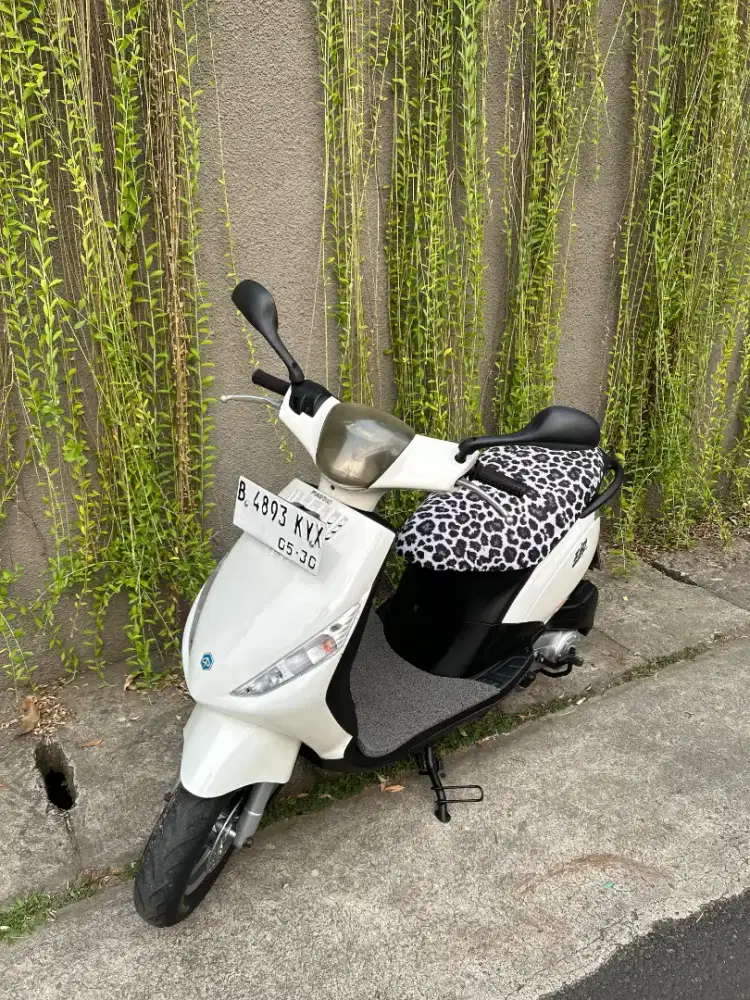 Vespa Zip 100 2012