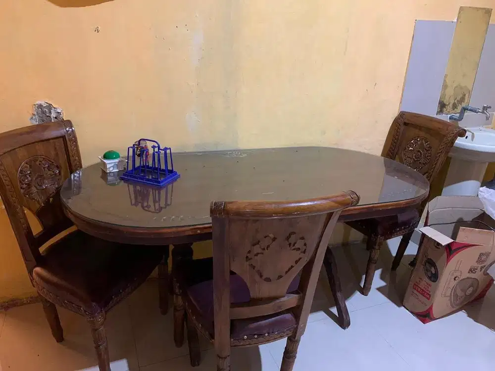 Jual meja makan second/bekas