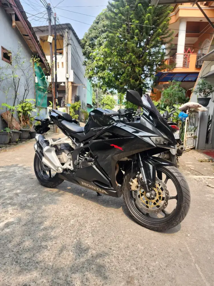 HONDA CBR 250RR 2019