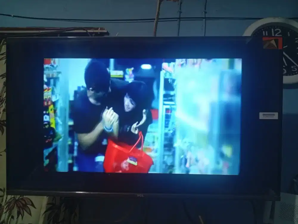 Dijual Smart TV LED TCL 32 inch