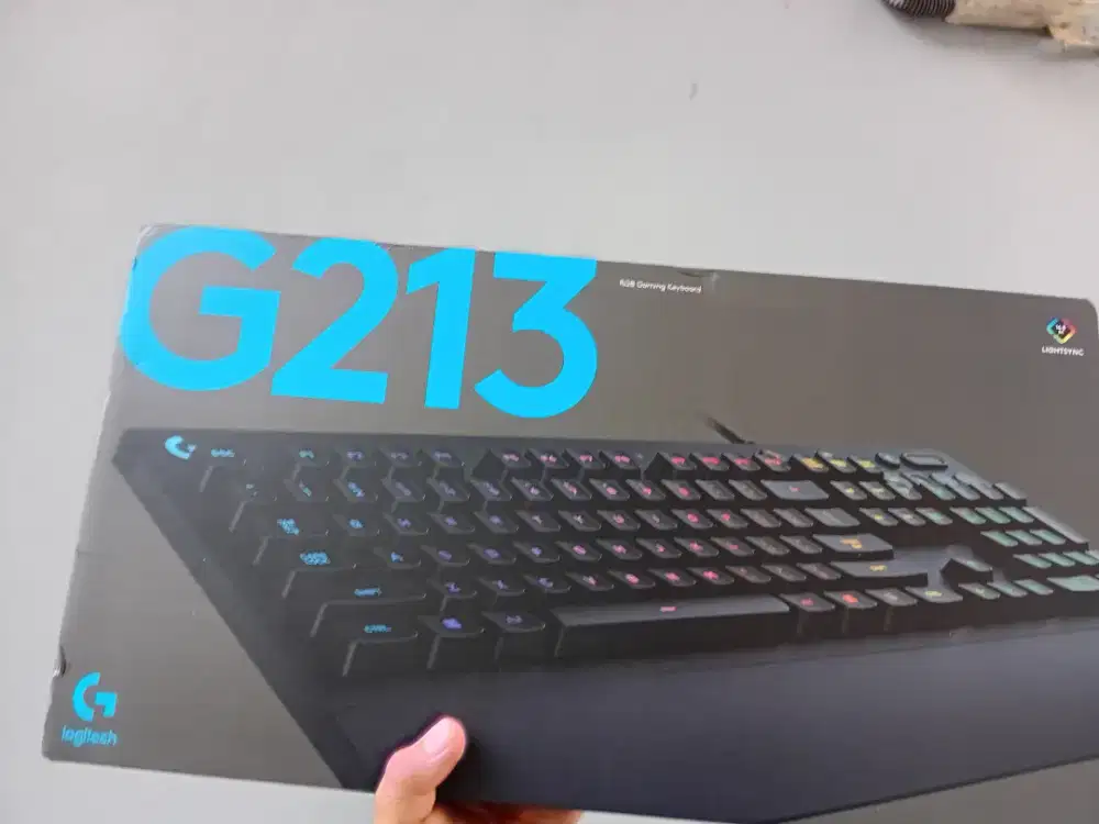 Keyboard Logitech baru