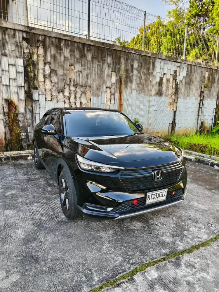 Honda HRV new 2023 km 13rb mulus seperti baru km rendah