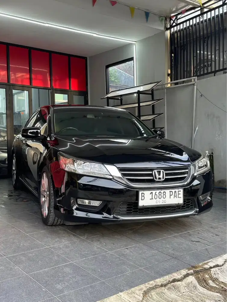 Honda Accord 2013 Bensin