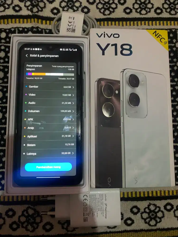 Vivo Y18 6/128gb NFC
Fullset orian