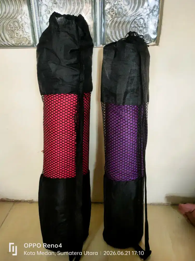 MATRAS YOGA WARNA PINK DAN UNGU