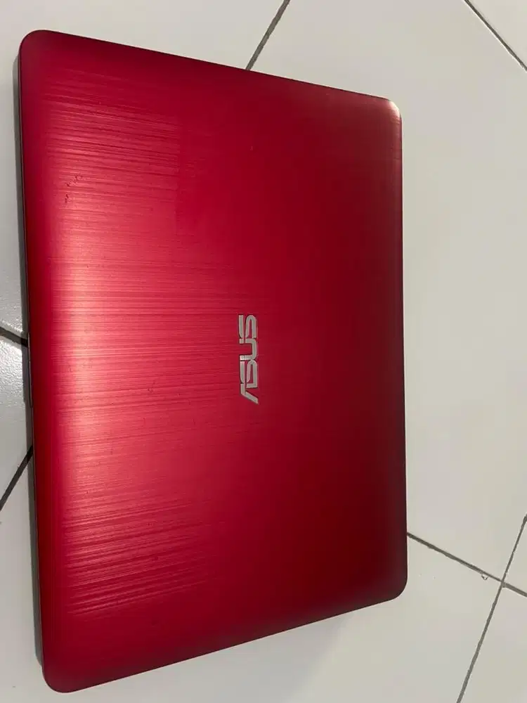 Laptop merk asus