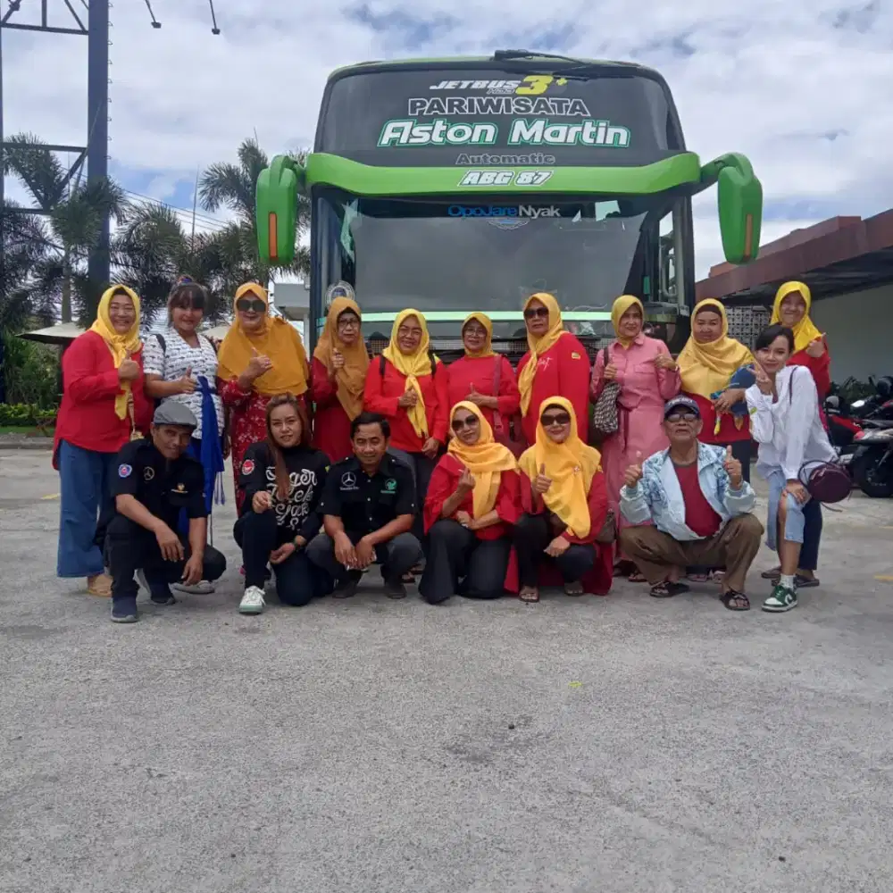 Sewa mobil, elf, hiace, bus murah