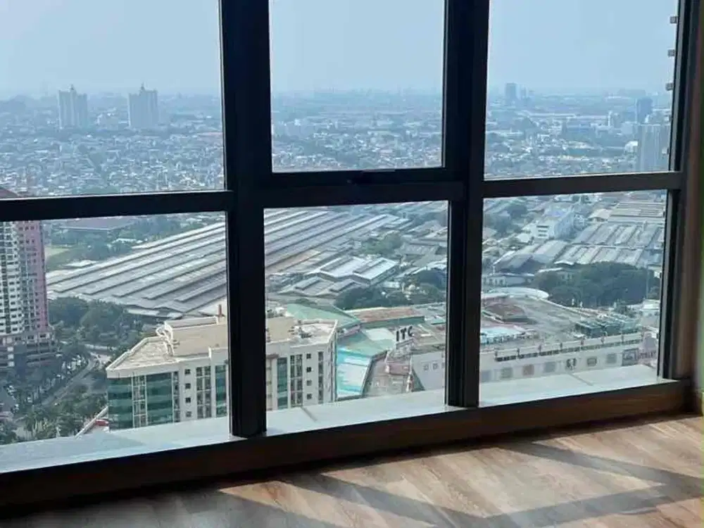 disewakan Apart Holland Village private lift,3 bedroom siap huni,Cempaka putih