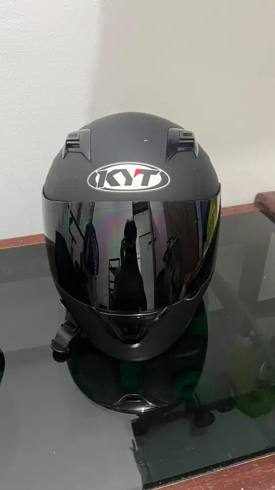 KYT R10 Fullface (M)