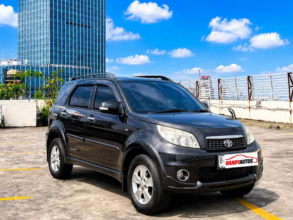 Toyota Rush G Tahun 2013 Automatic Hitam Metalik