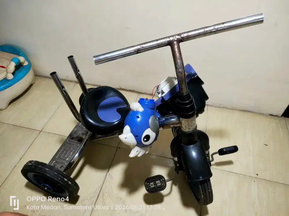 SEPEDA 3 RODA RUSAK