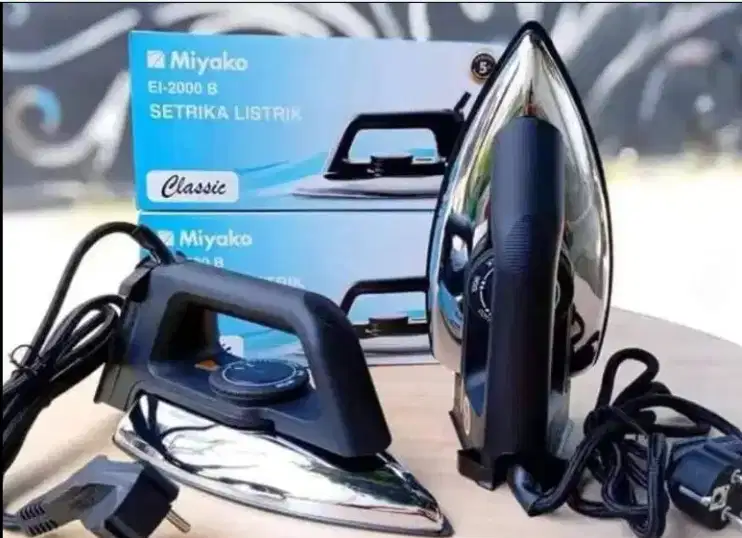 Setrika Electric Iron Miyako EI-2000 B