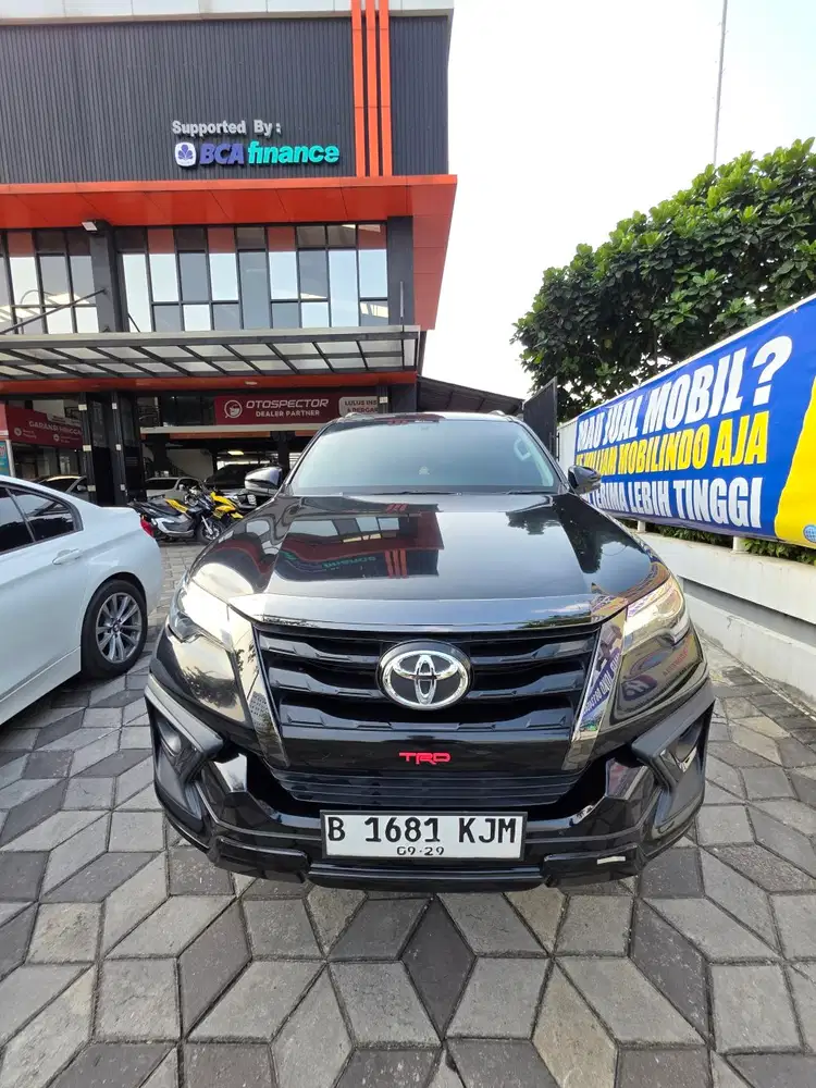 Toyota VRZ TRD Sportivo 2.4L Diesel A/T 2019
