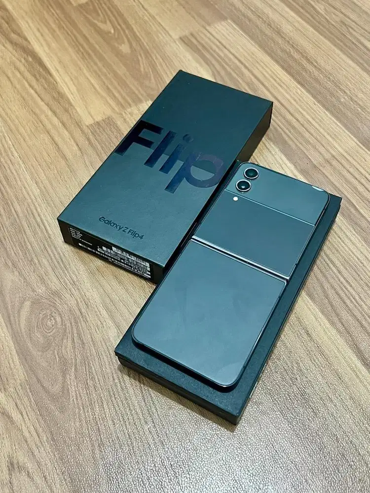 Samsung Z Flip 4 5G 8/256gb SEIN