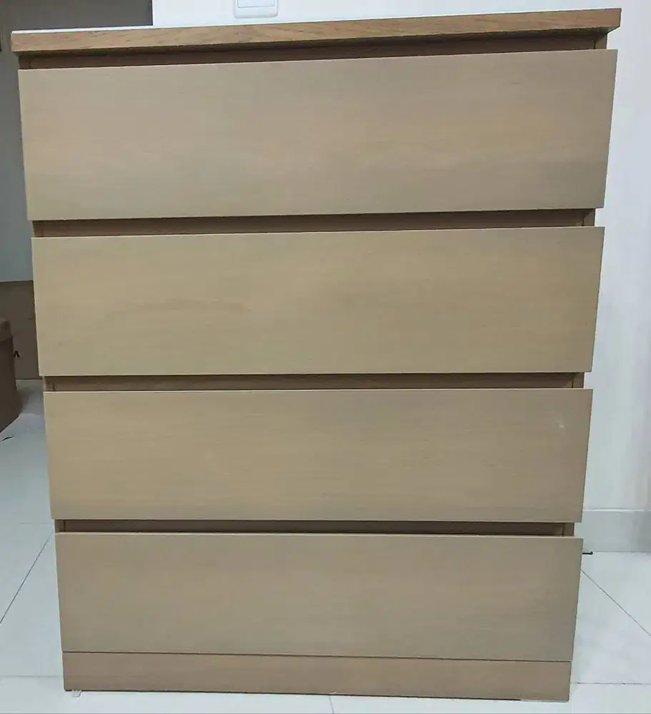 IKEA Lemari 4 laci