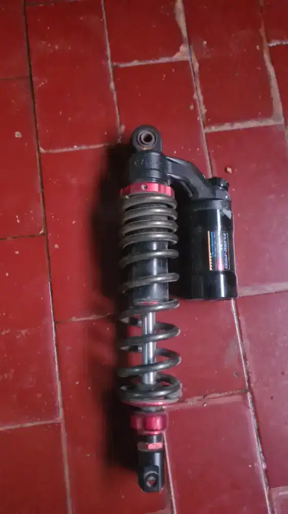 Shock belakang rcb flow pro