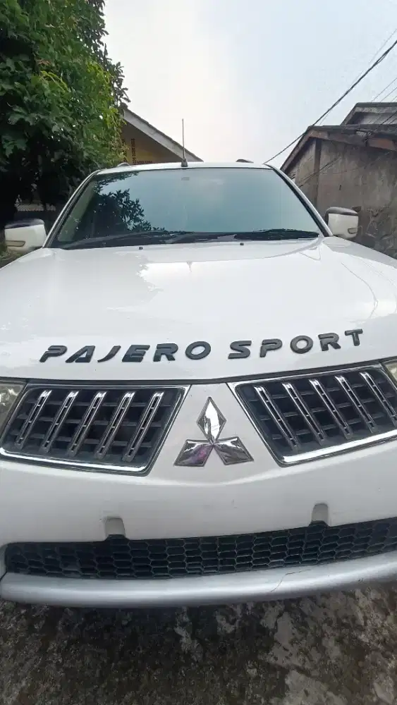 Pajero sport exceed 2011