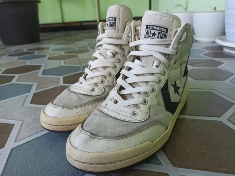 convers fastbreak size 42.5