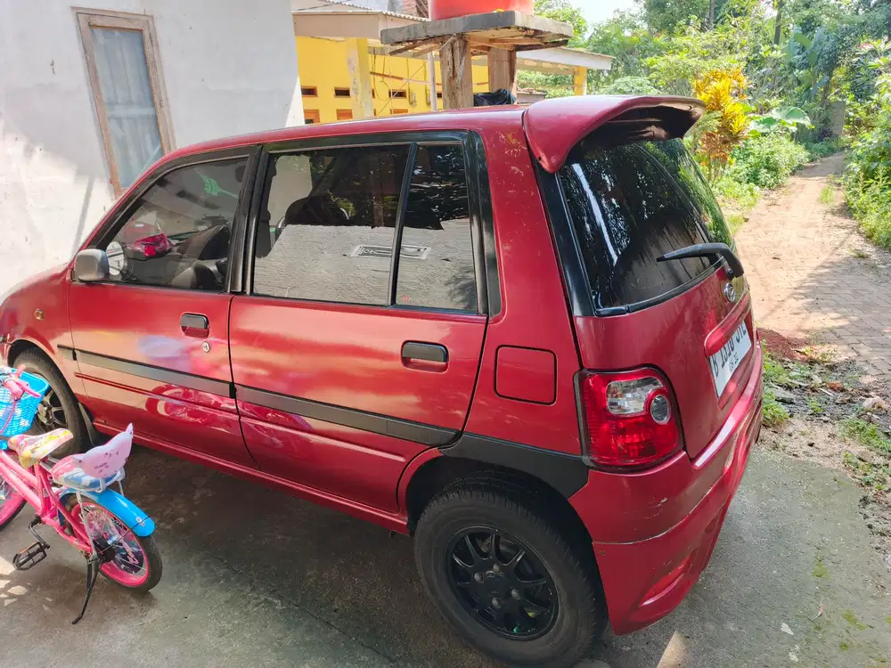 Daihatsu Ceria 2004 Bensin
