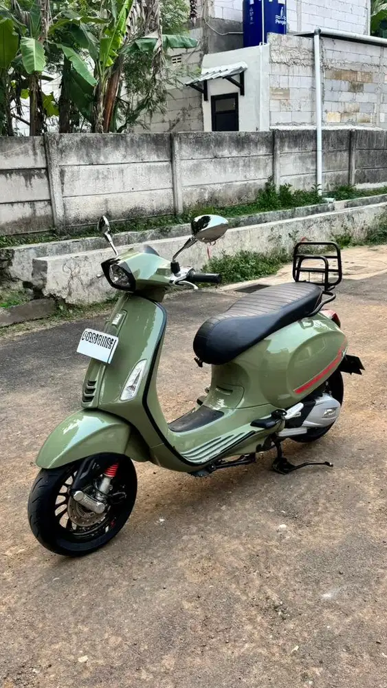 VESPA SPRINT S ABS IGET GREEN TENANCE TAHUN 2022