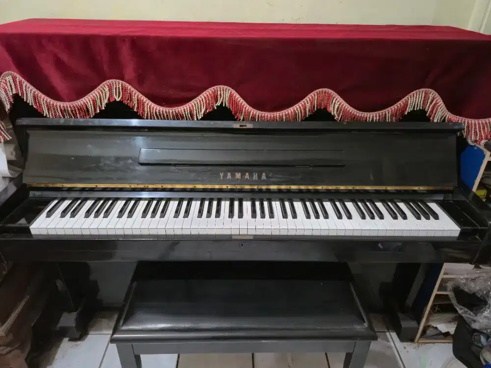 Piano U1F YAMAHA