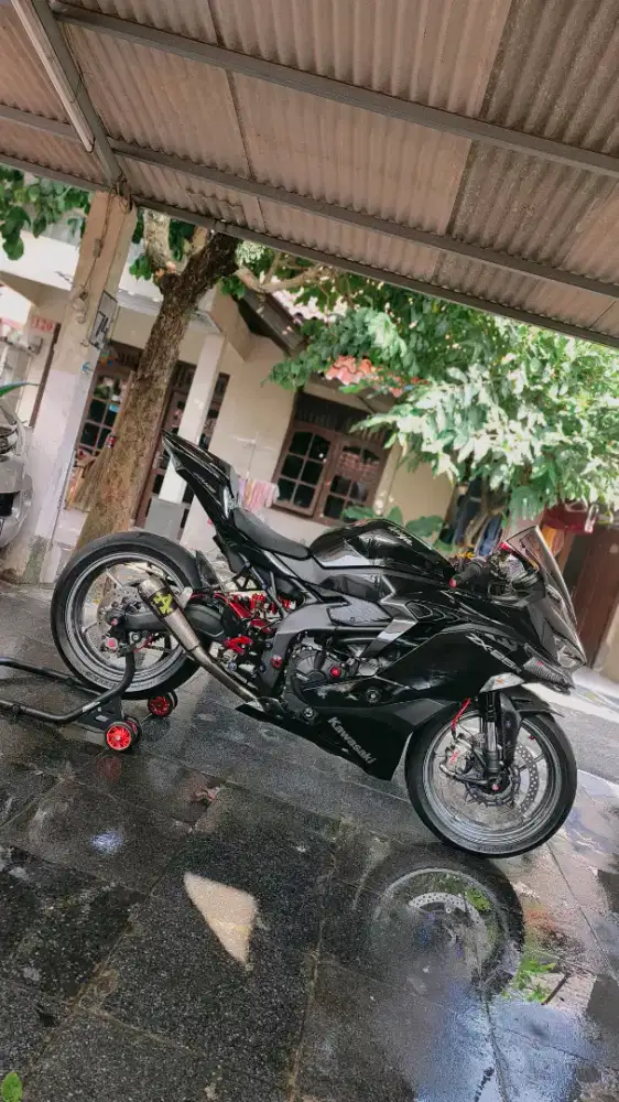 KAWASAKI ZX25R TAHUN 2022