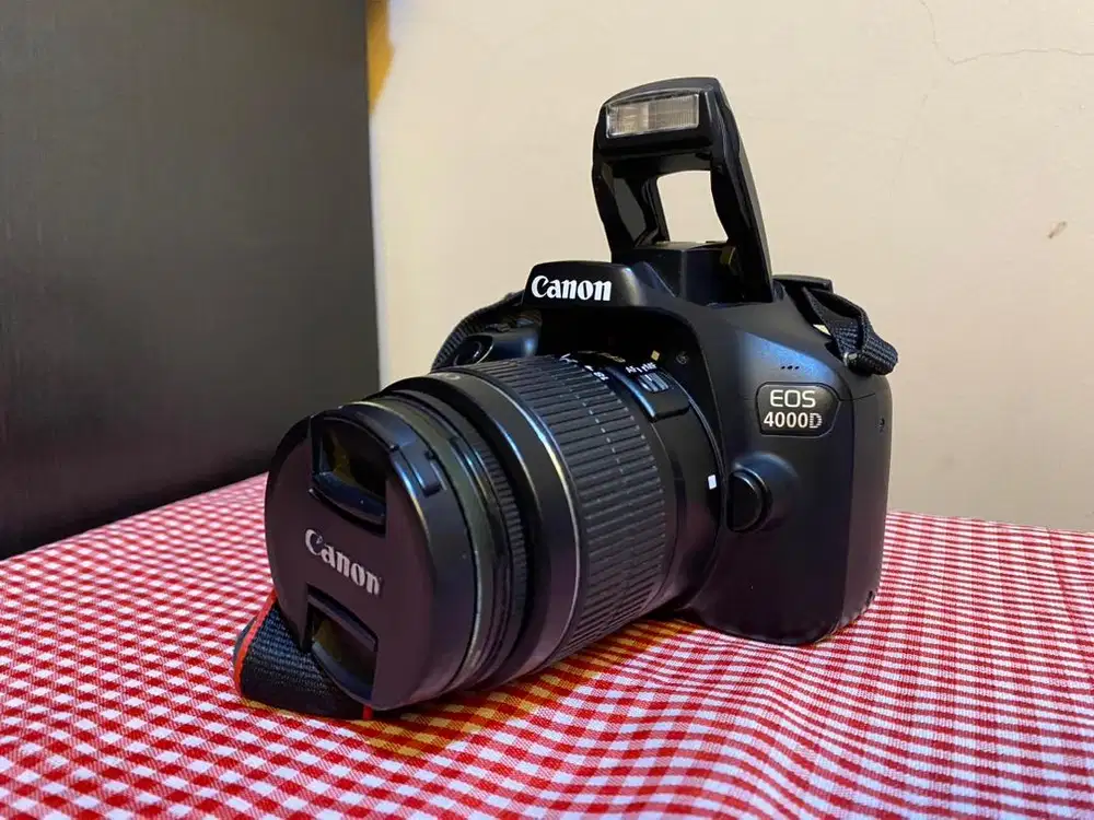 Slr kamera CANON 4000D Wifi connect kondisi camera baik lensa baterai