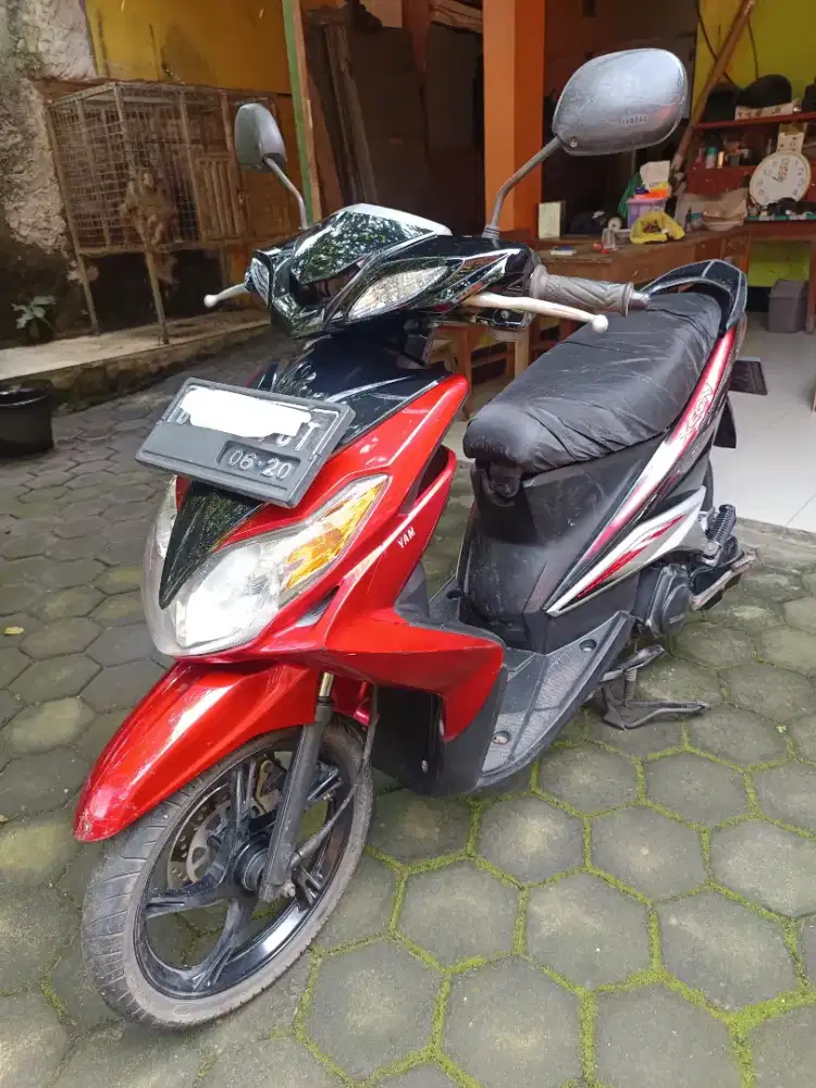 YAMAHA XEON 125 2010