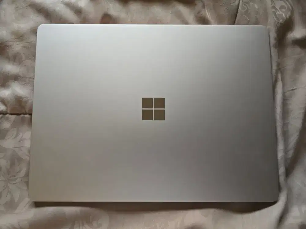 Microsoft Surface Laptop GO Platinum i5/8GB/128GB