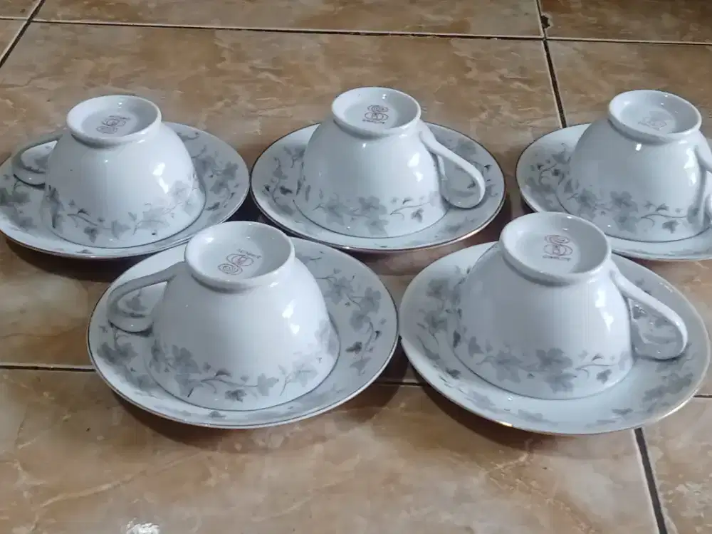 Cangkir tea n coffee vintage