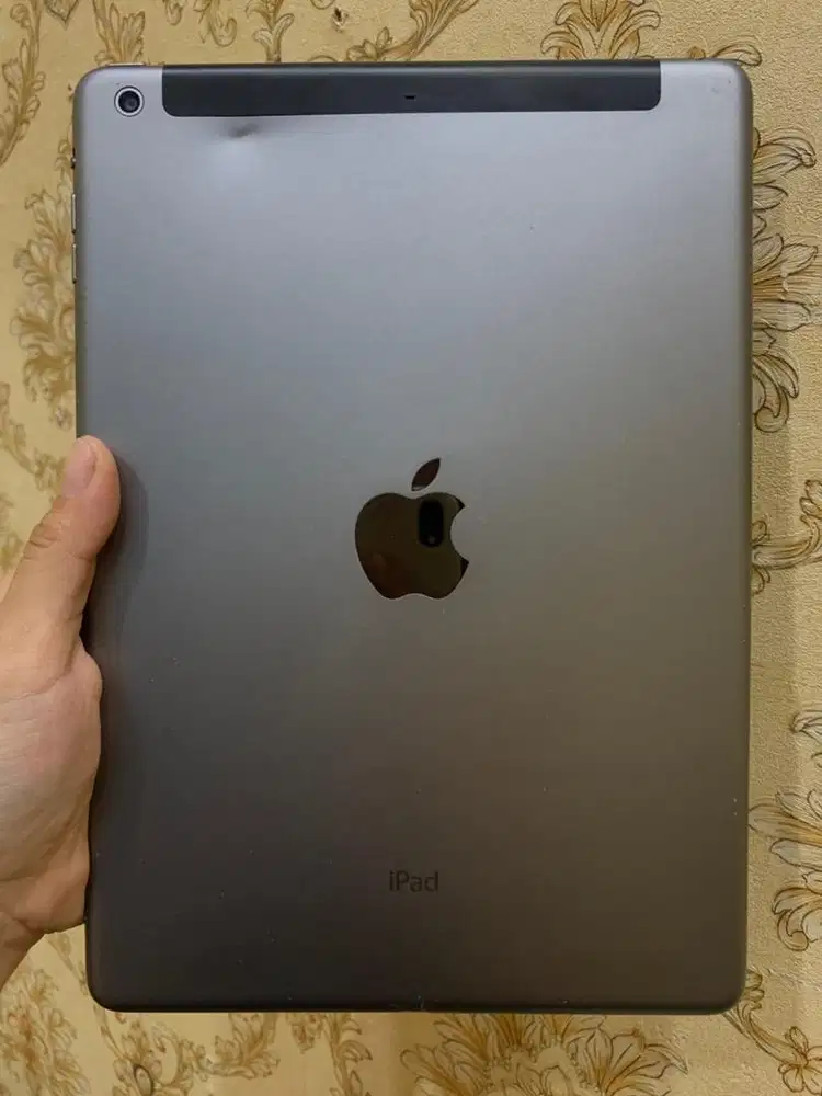 Second Like New iPad Air Inter 64 Gb