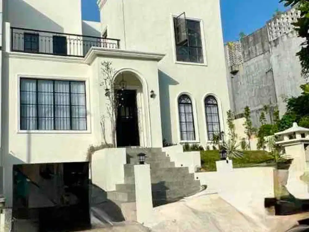 DIJUAL RUMAH AMERICAN CLASSIC MEWAH CANTIK DI SUKAJADI BATAM CENTER