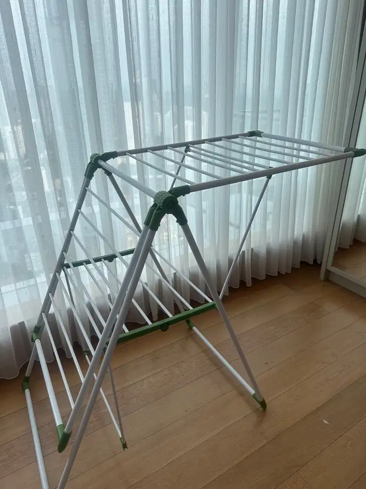 Moving out sale - clothes drying rack- Stora Jemuran Baju Lipat - Puti