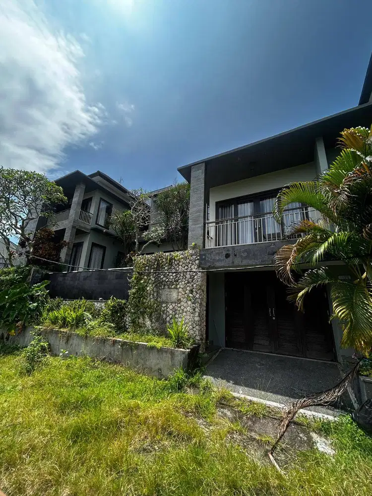 di jual villa area jimbaran bali dekat dengan ayana resort jimbaran