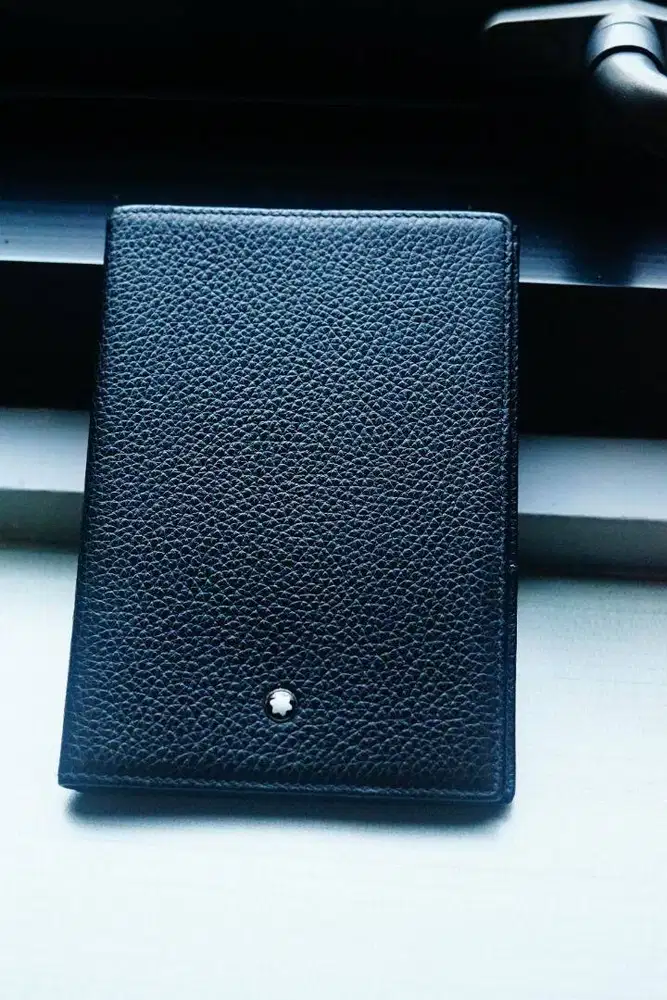 Preloved Luxury Deal - MONTBLANC Meisterstück Tuscany Black Leather