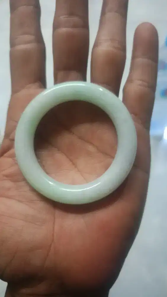 Gelang giok anak balita