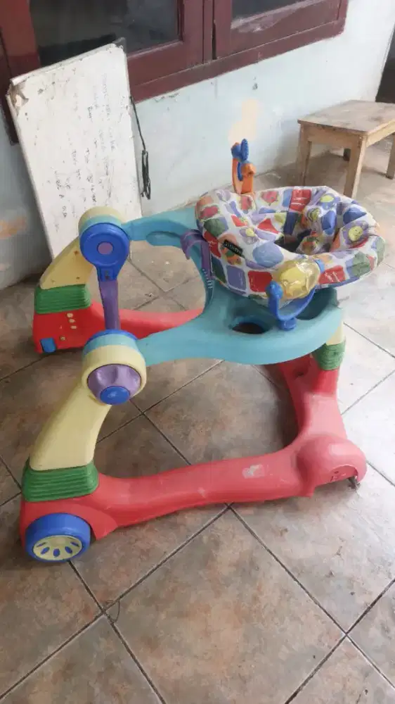 Baby wolker babyelle