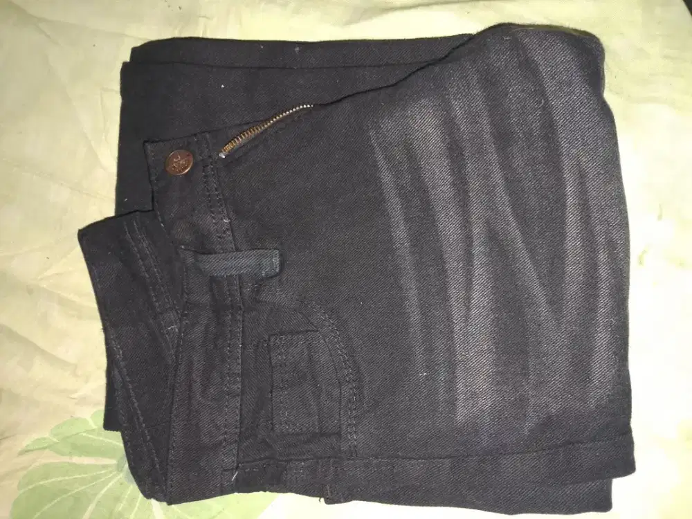 Celana baggy hitam