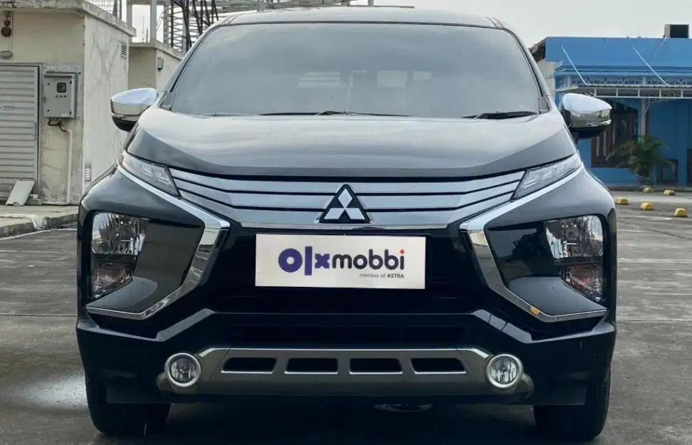 TDP 10 JT Mitsubishi Xpander 1.5 Ultimate Bensin-AT Hitam 2018