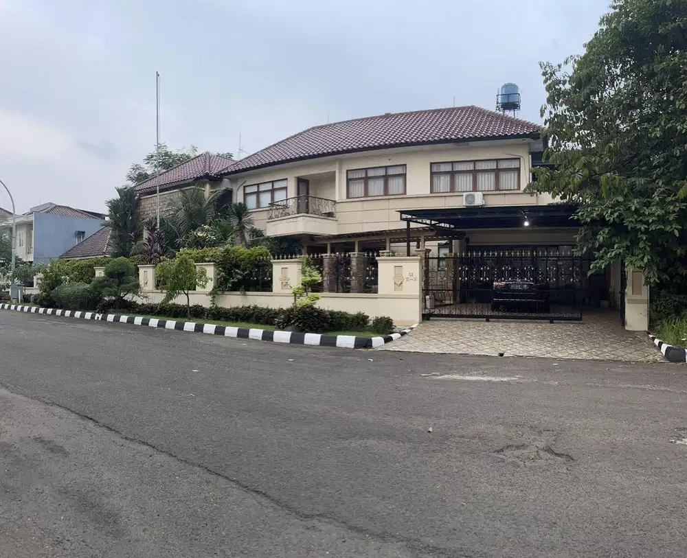 DIJUAL Rumah Mewah Strategis di Kawasan Islamic Village Tangerang