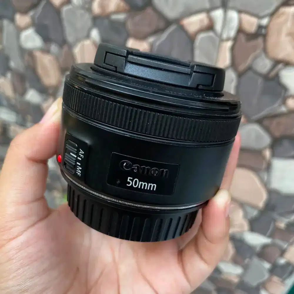 Lensa Canon Fix 50mm STM