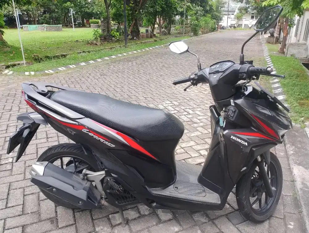 Vario 125 cc, Warna hitam 2019