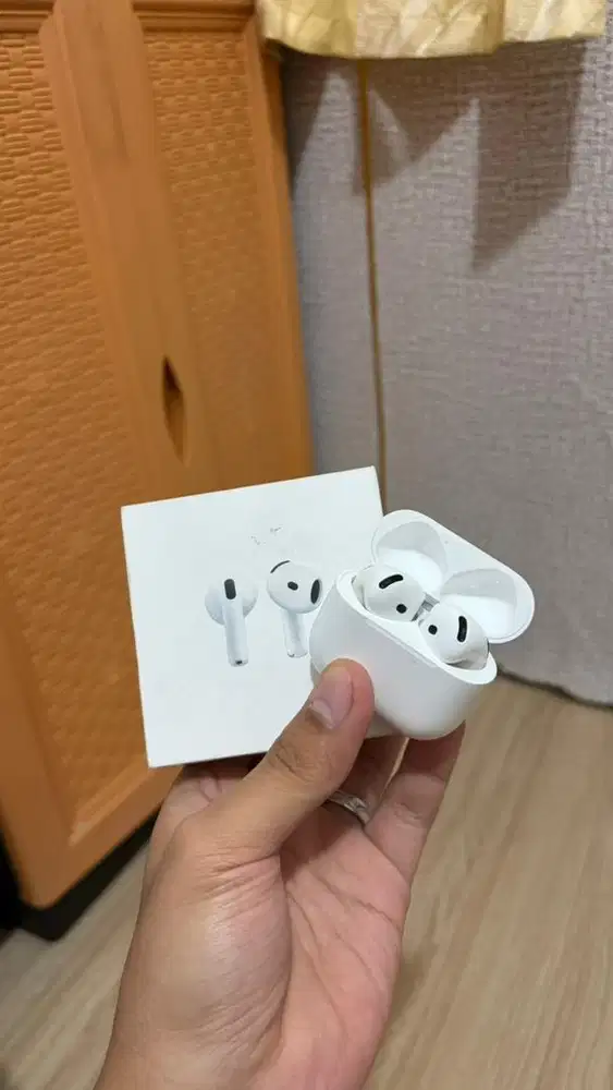 Airpods 4 Resmi iBox Like New