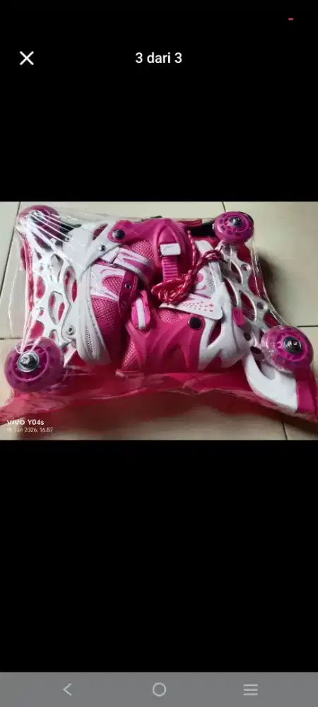 Sepatu roda baru