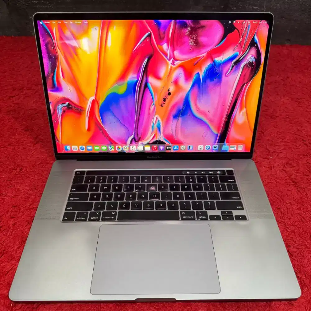 Macbook pro 2019 16 inch ram 16gb ssd 512gb core i7 dual vga bisa cod