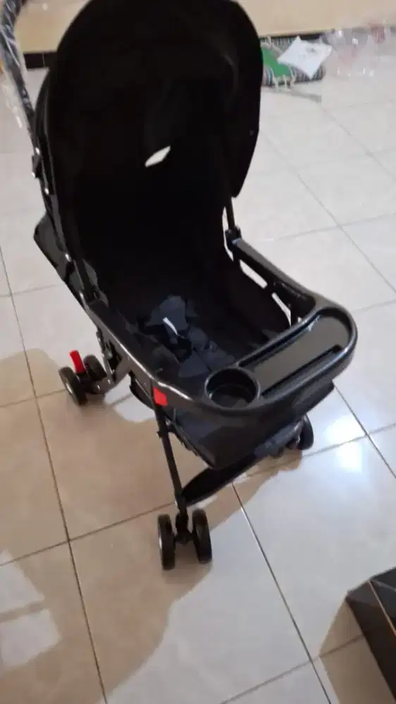 Stroler bayi usia newborn
