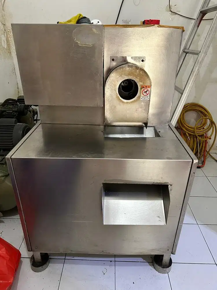 Mesin kerupuk beras