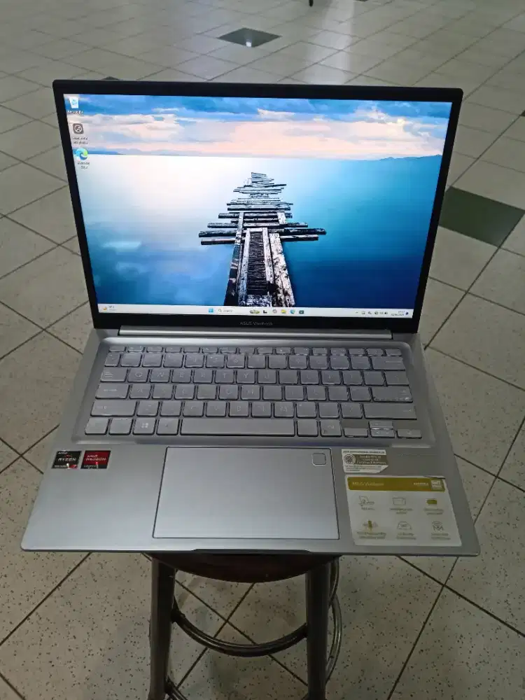 Laptop Asus Vivobook 14 M1405Y