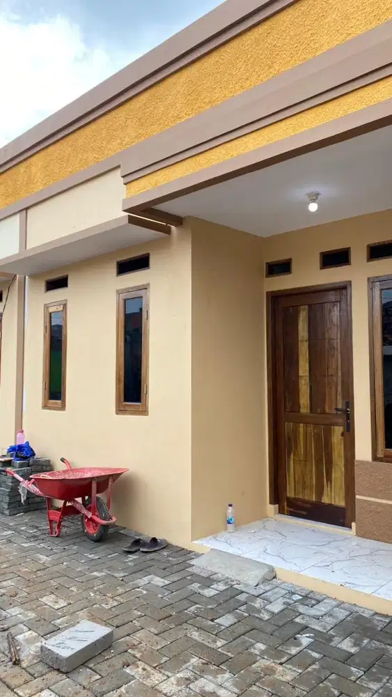 DISEWAKAN KONTRAKAN MURAH STRATEGIS